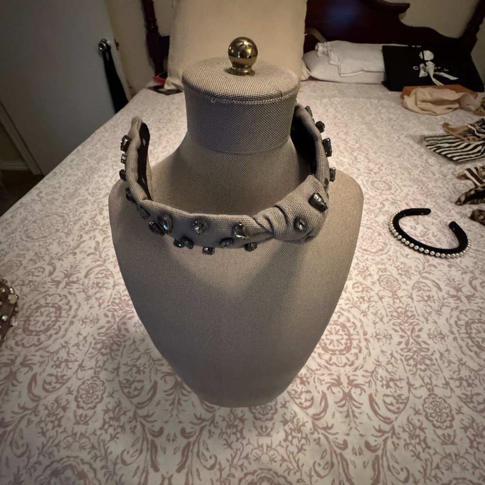 Lele Sadoughi Crystal Headband - Picture 6 of 6